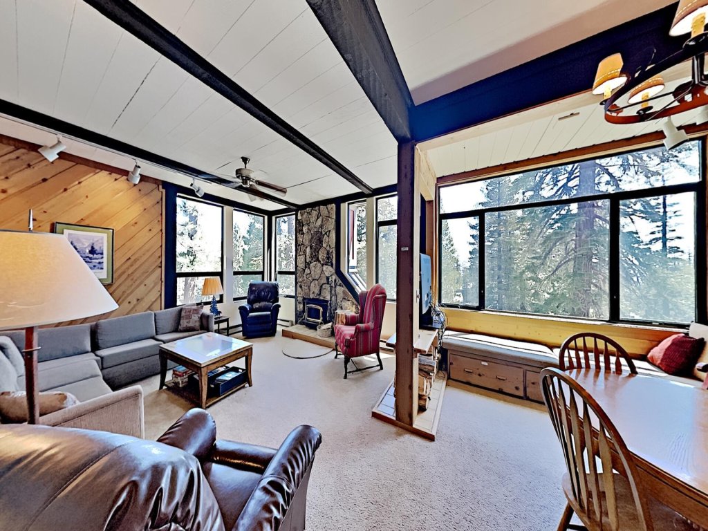 Condo with Great Views - Close to all Mammoth Recreation! (Unit 543 at 1849) Vacation Rental in Mammoth Lakes - RedAwning