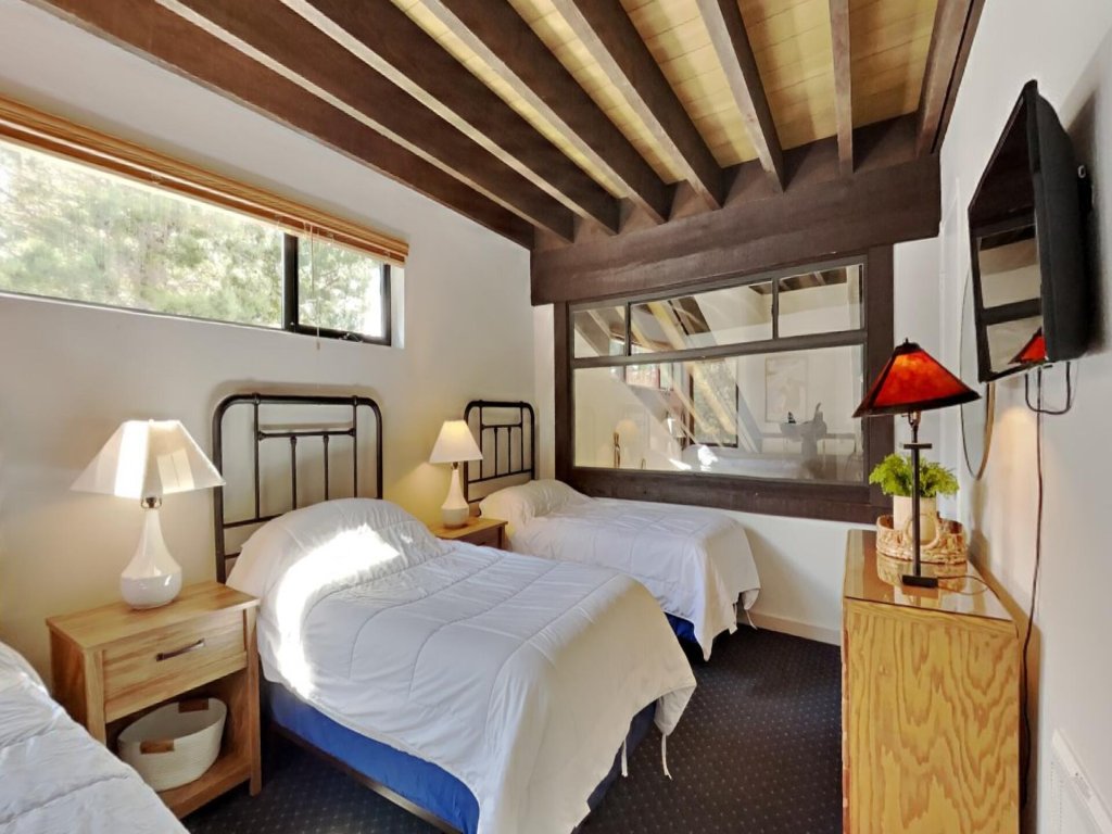 Remodeled Spacious Condo - Next to Car Charging, Hot Tubs, Village Gondola (Unit 672 at 1849) Vacation Rental in Mammoth Lakes - RedAwning