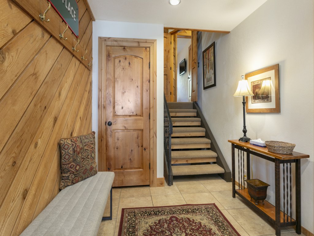 188 Ridgepoint Vacation Rental in Beaver Creek - RedAwning