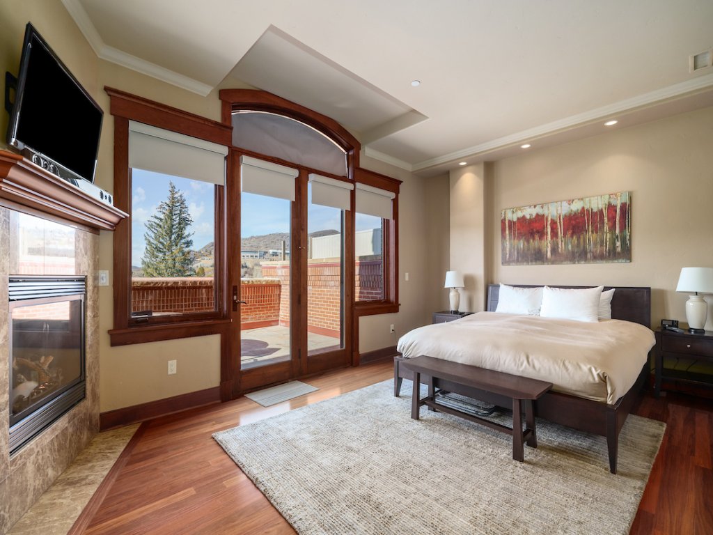 The Victoria 4 Vacation Rental in Steamboat Springs - RedAwning