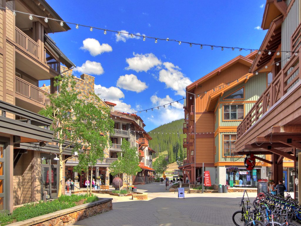 Comfortable Condo, Outstanding Location - TX414 Vacation Rental in Copper Mountain - RedAwning