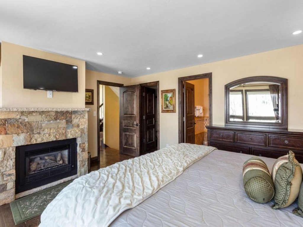 Potato Patch Club Vacation Rental in Vail - RedAwning