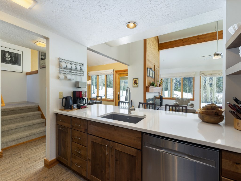 1610 Quicksilver Vacation Rental in Keystone - RedAwning