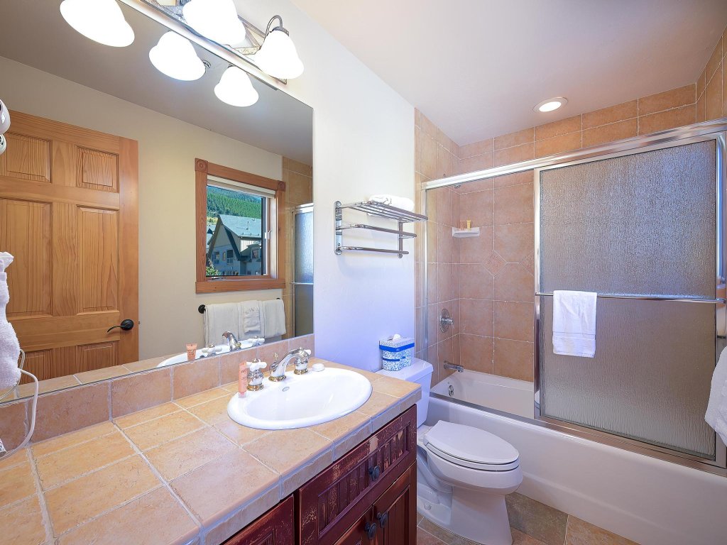 202 Mill Creek (70 River Run Road) Vacation Rental in Keystone - RedAwning