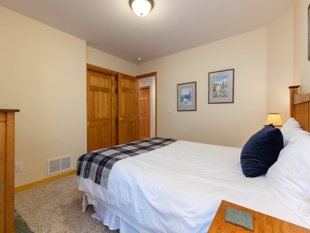130 Meisel Drive Vacation Rental in Keystone - RedAwning