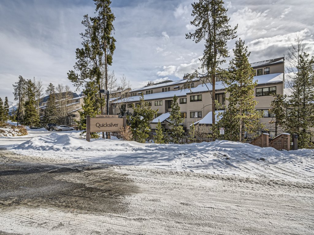 1655 Quicksilver Vacation Rental in Keystone - RedAwning