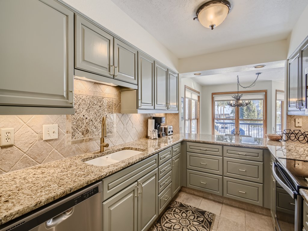 1655 Quicksilver Vacation Rental in Keystone - RedAwning
