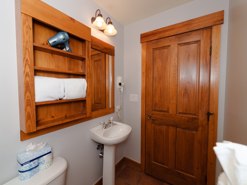 8858 The Springs Vacation Rental in Keystone - RedAwning