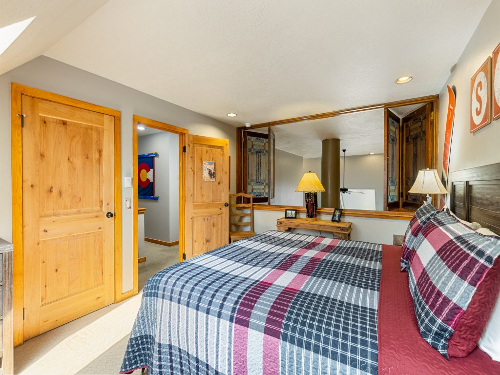 2054 The Pines Vacation Rental in Keystone - RedAwning