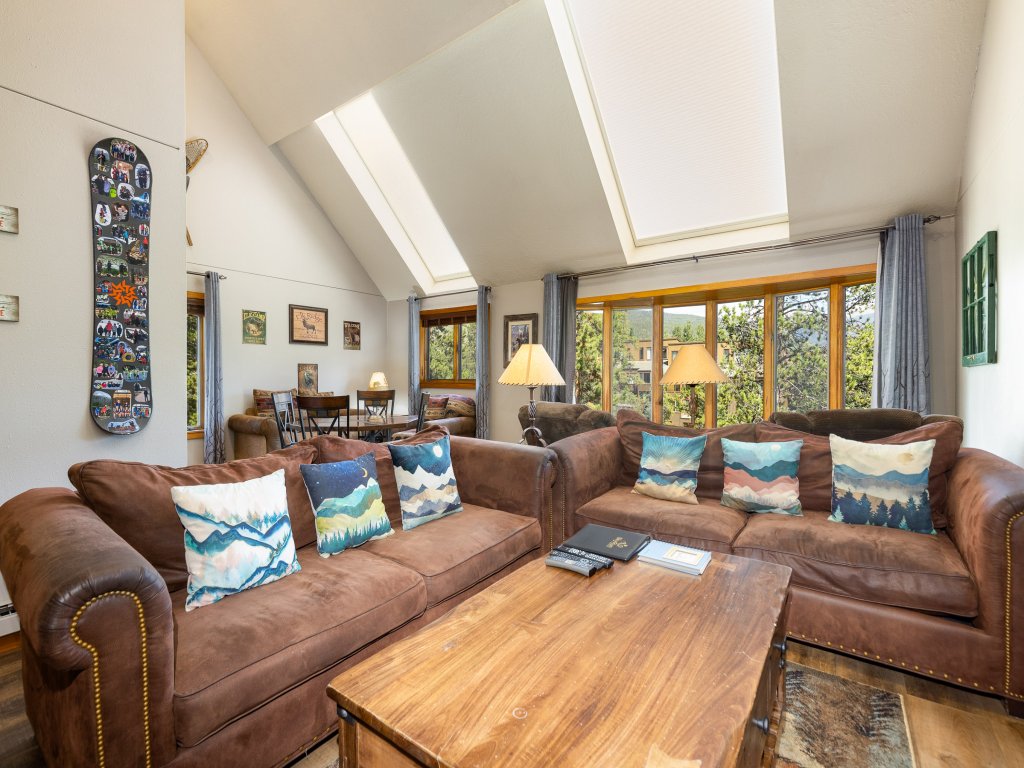 2054 The Pines Vacation Rental in Keystone - RedAwning