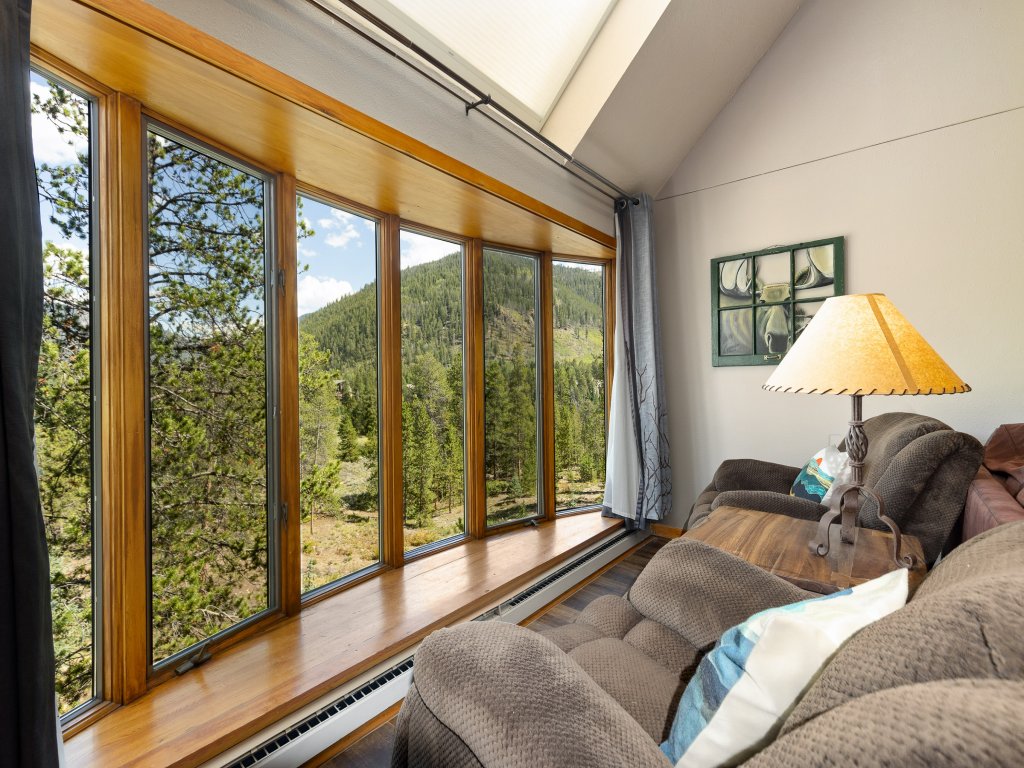 2054 The Pines Vacation Rental in Keystone - RedAwning