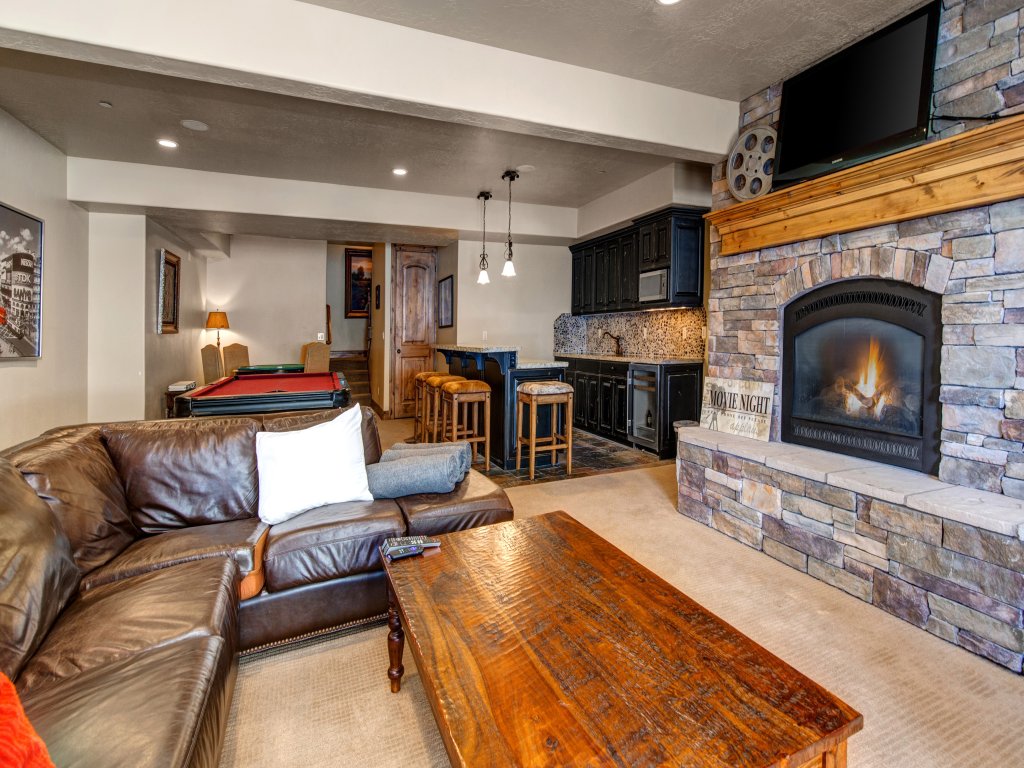 1273 Stillwater Shores Hot Tub and Ski Adventure Vacation Rental in Heber City - RedAwning