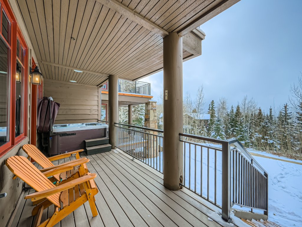 Lucky Star 2 Ski In Out Deer Valley Retreat Hot Tub and Views Vacation Rental in Park City - RedAwning