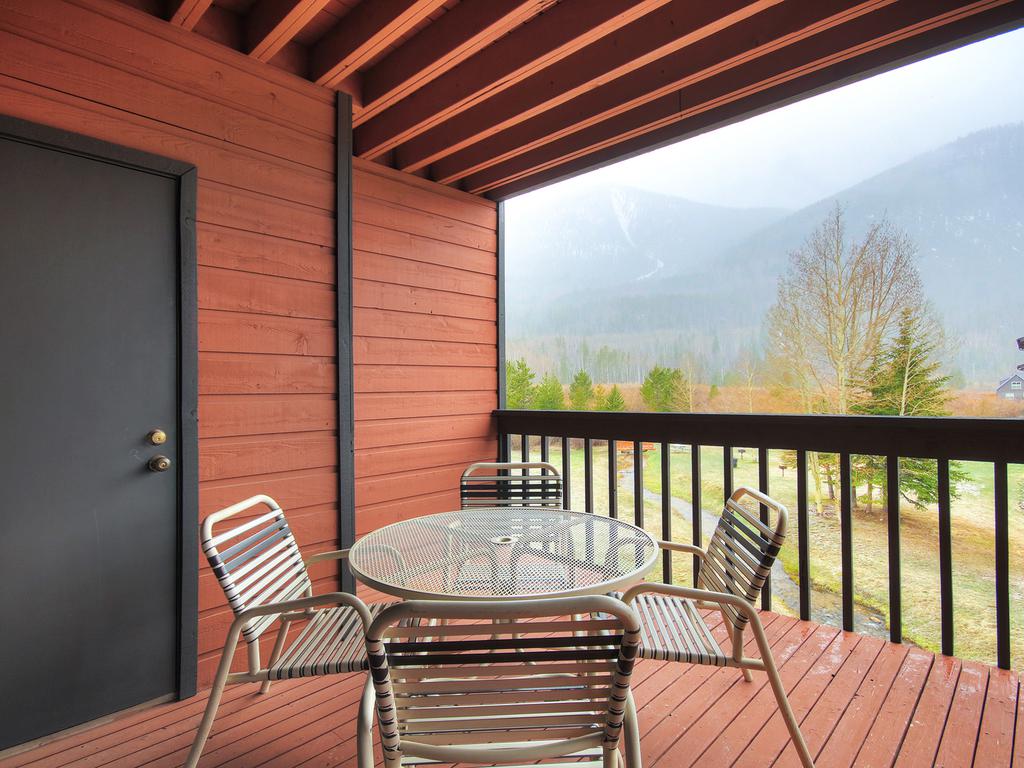 241C Mountain Side Vacation Rental in Colorado - RedAwning