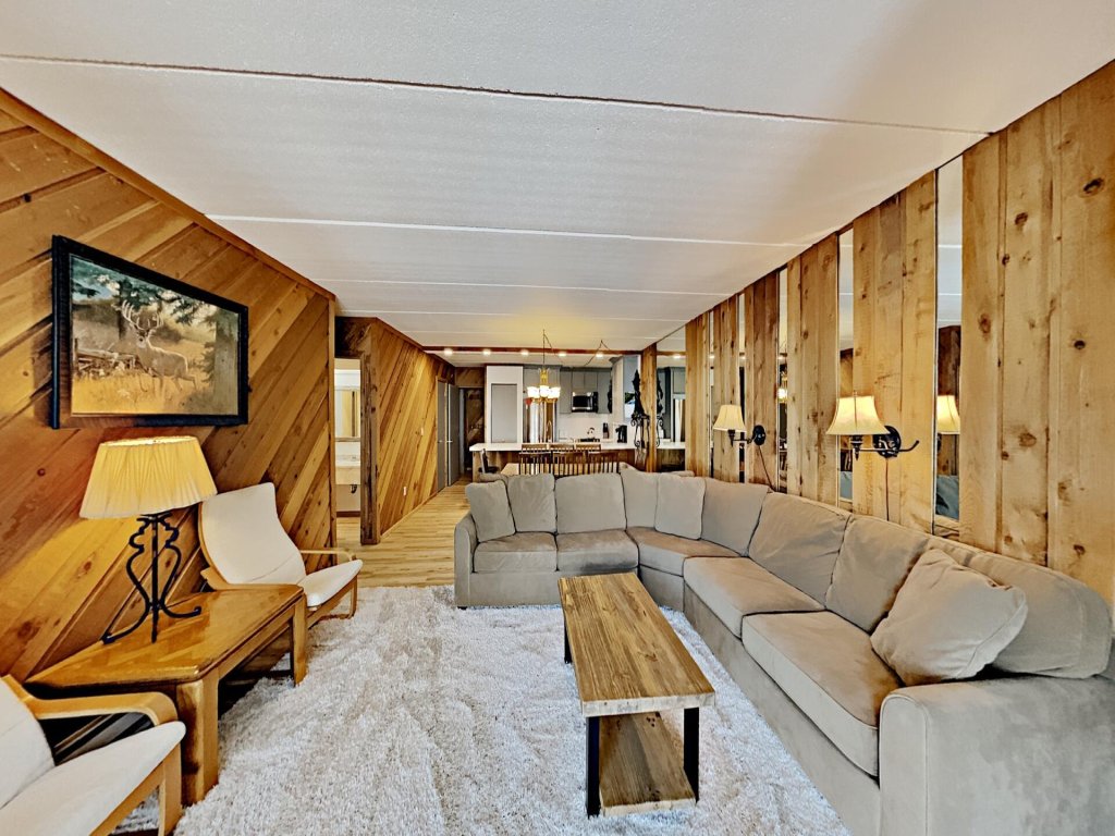 3 Bedroom Condo with Amazing Location Just Steps to Mammoth Mountain (Unit 301 at 1849) Vacation Rental in Mammoth Lakes - RedAwning