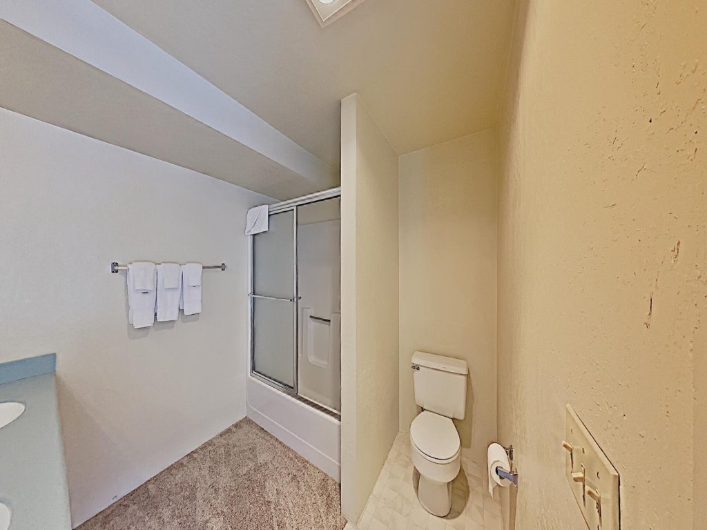 Comfortable 2 Bedroom Condo with Loft! Prime Location with Beautiful View! (Unit 406 at 1849) Vacation Rental in Mammoth Lakes - RedAwning