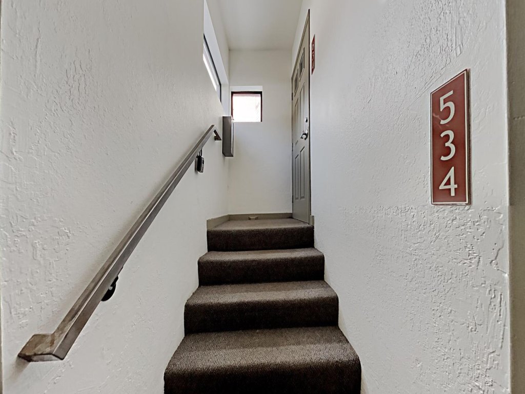 Comfortable Condo Slopeside at Mammoth | Quiet Neighborhood on Hill (Unit 634 at 1849) Vacation Rental in Mammoth Lakes - RedAwning