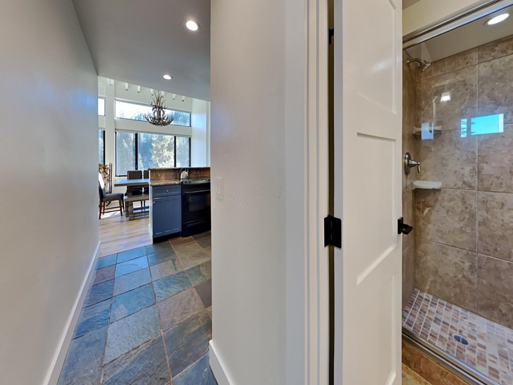 Large Upgraded 4 Bedroom Condo in Mammoth! Easy access To Hot Tubs, Pool, Sauna (Unit 684 at 1849) Vacation Rental in Mammoth Lakes - RedAwning