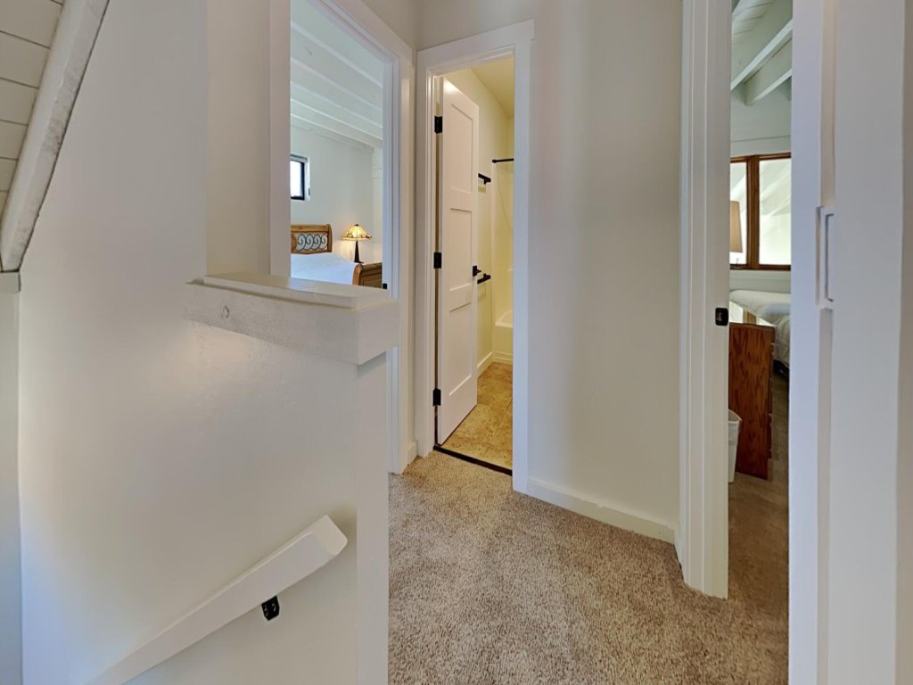 Large Upgraded 4 Bedroom Condo in Mammoth! Easy access To Hot Tubs, Pool, Sauna (Unit 684 at 1849) Vacation Rental in Mammoth Lakes - RedAwning
