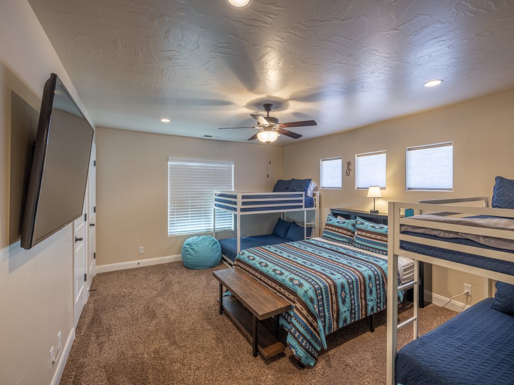 Red Rock Vista Vacation Rental in St. George - RedAwning