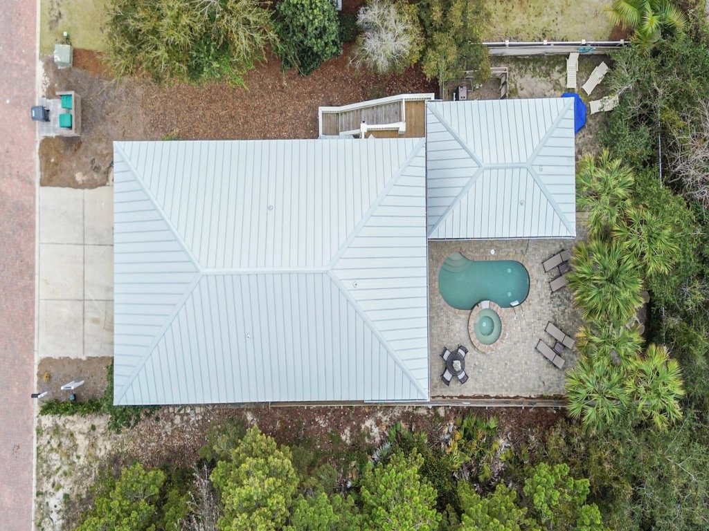 Sand Seair Vacation Rental in Inlet Beach - RedAwning