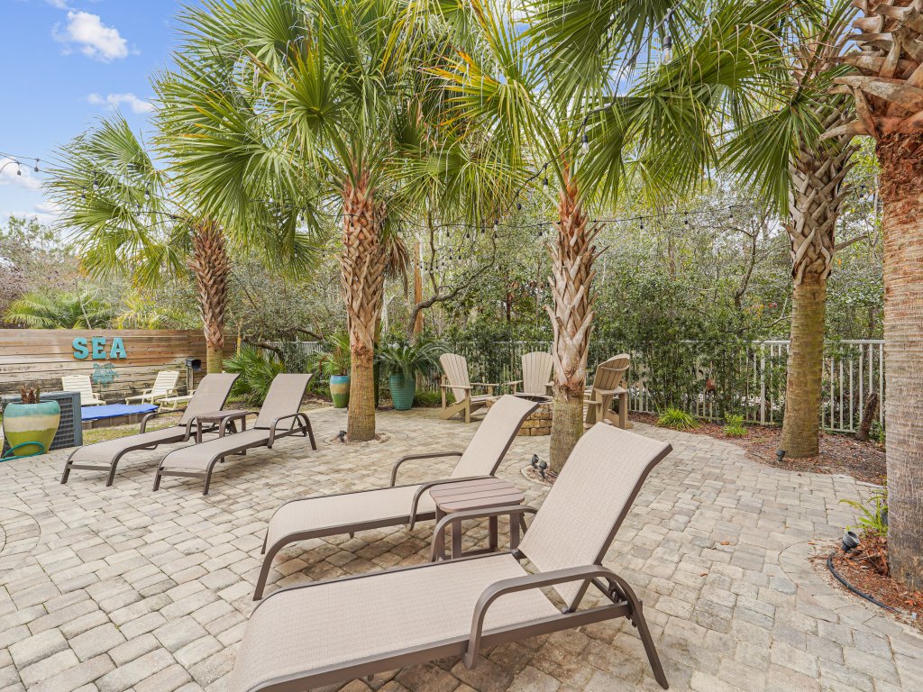Sand Seair Vacation Rental in Inlet Beach - RedAwning