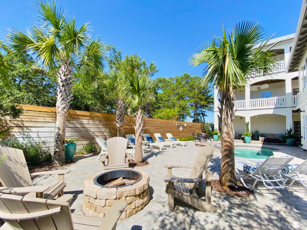 Sand Seair Vacation Rental in Inlet Beach - RedAwning