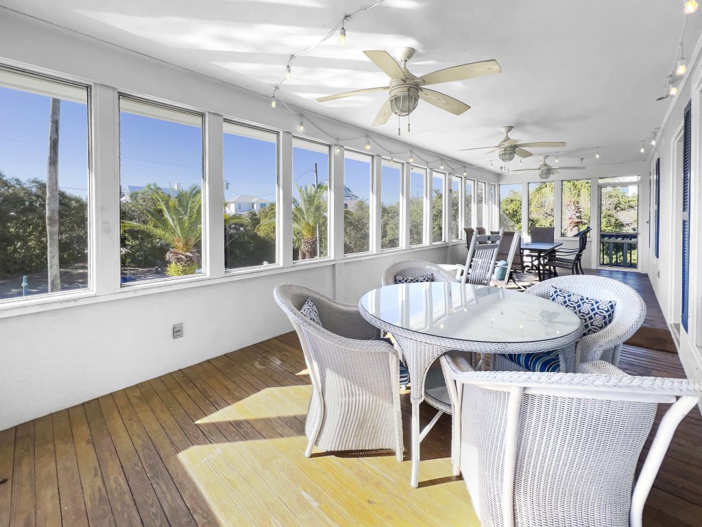 Lagerheads Vacation Rental in Inlet Beach - RedAwning