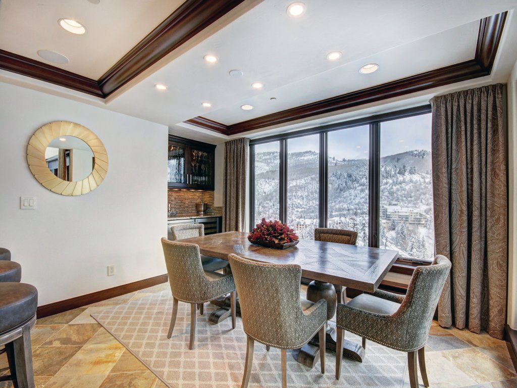 Luxury Ski-in 3 Br Penthouse Inside Pines Lodge, Sleeps 10! Vacation Rental in Beaver Creek - RedAwning