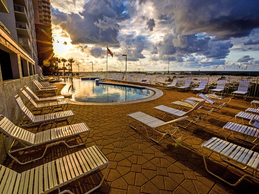 Ocean House 1805 Vacation Rental in Gulf Shores - RedAwning