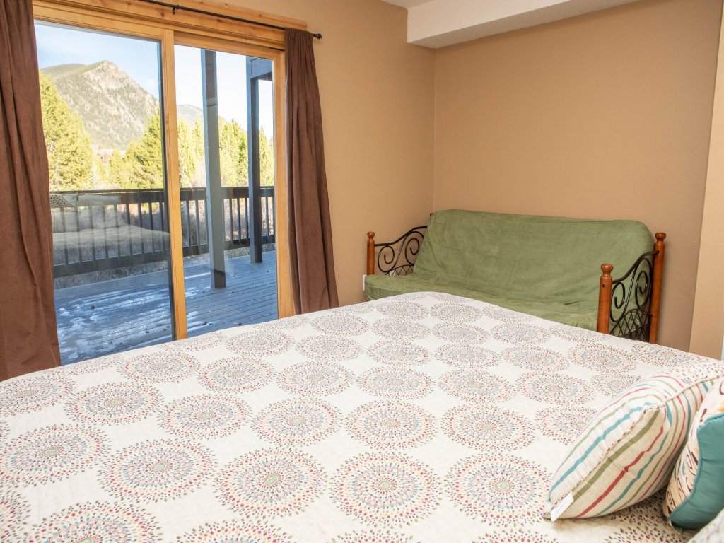 2964 Key Condo Vacation Rental in Keystone - RedAwning