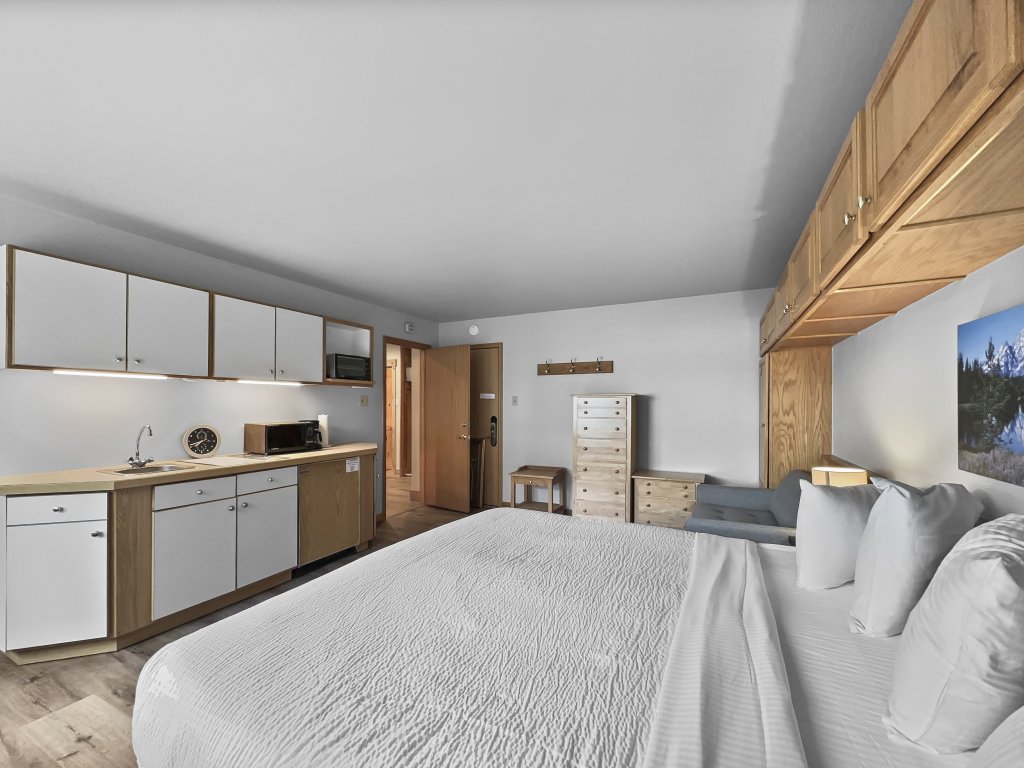 Amazing Location - Steps to American Eagle Lift - CJ202 Vacation Rental in Copper Mountain - RedAwning