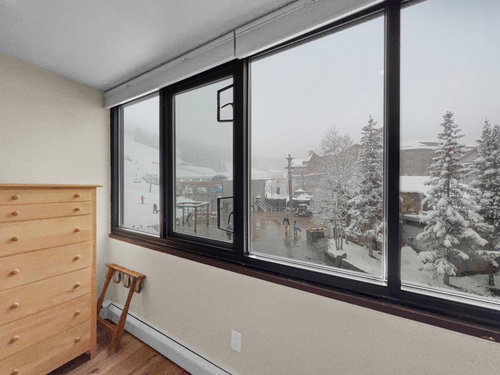 Amazing Location - Steps to American Eagle Lift - CJ202 Vacation Rental in Copper Mountain - RedAwning