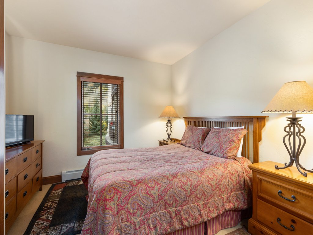 201 Oro Grande Vacation Rental in Keystone - RedAwning