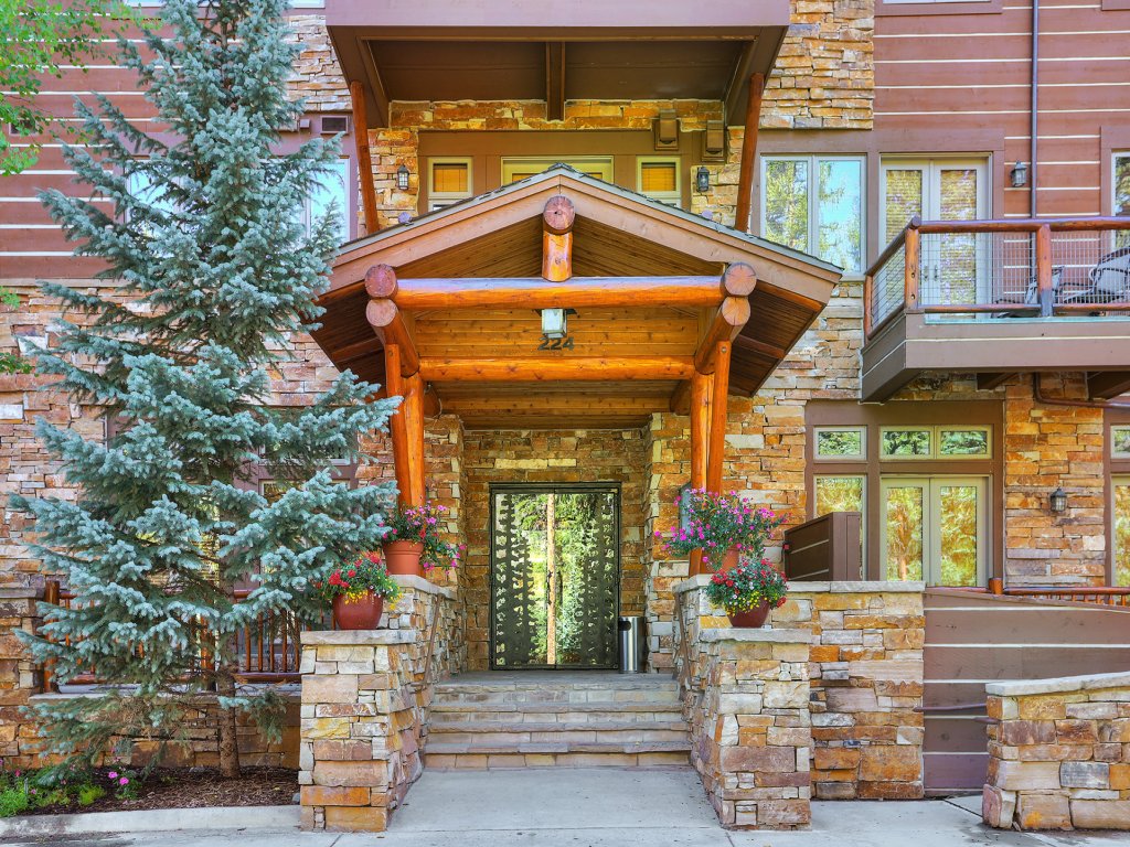 3056 The Timbers Vacation Rental in Keystone - RedAwning