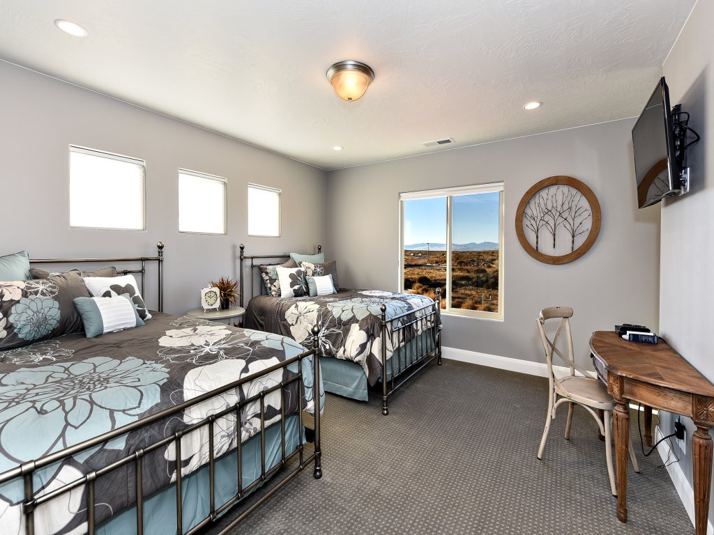 Paradise Found Vacation Rental in St. George - RedAwning