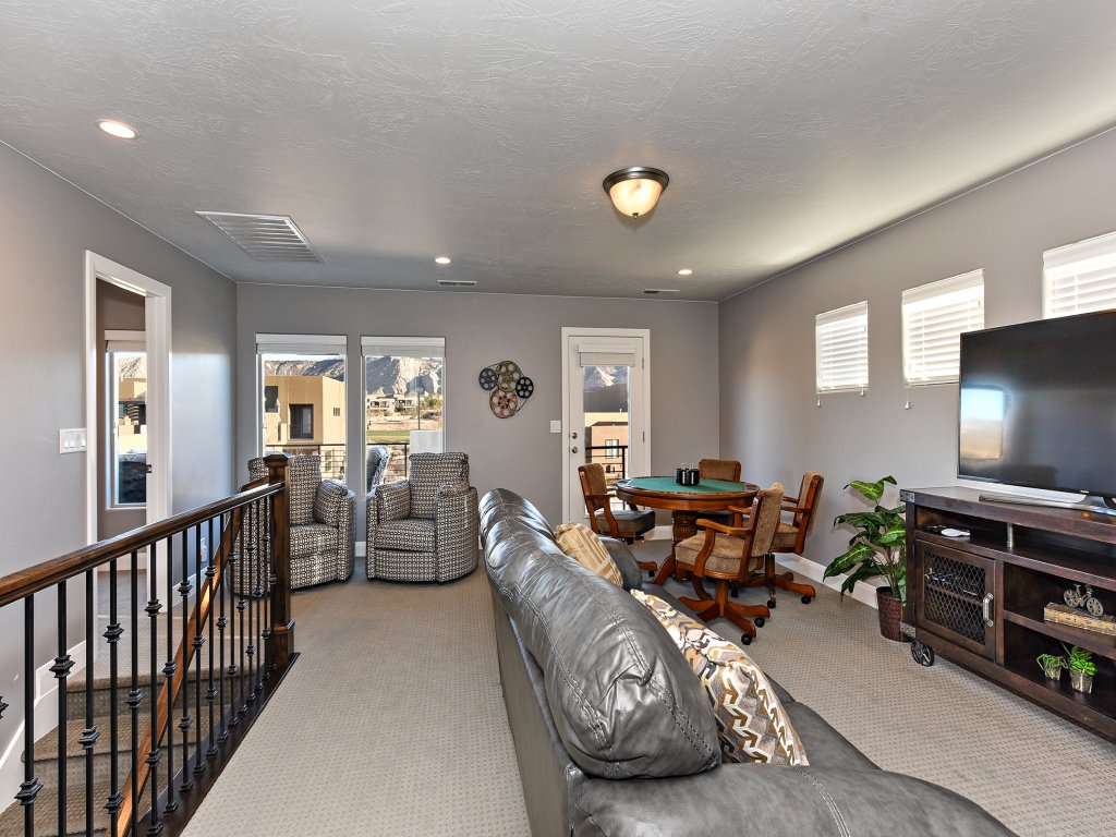 Paradise Found Vacation Rental in St. George - RedAwning