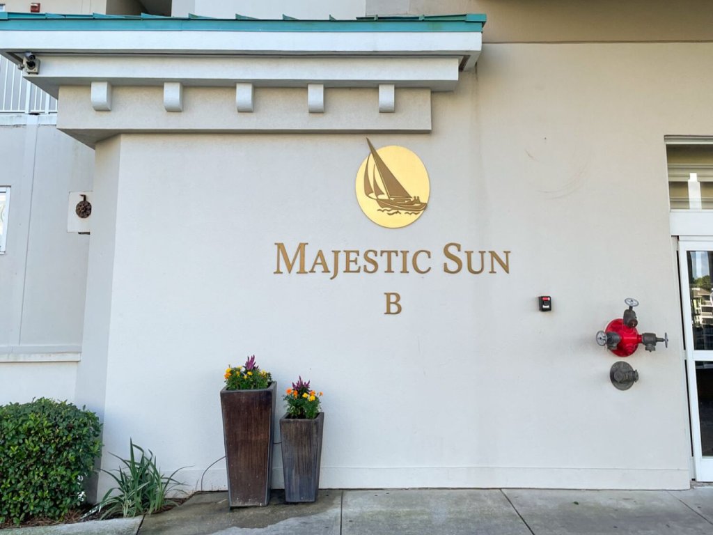 Costa del Mar Vacation Rental in Miramar Beach - RedAwning