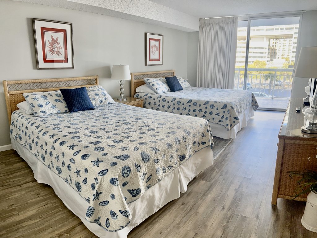 SOUTH HAMPTON 305 3BR 3BA OCEANVIEW Vacation Rental in Myrtle Beach - RedAwning