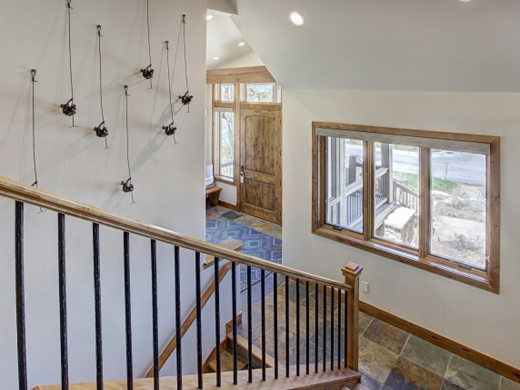 Luxurious 4Br Mountain Home~No Cleaning Fees~Kids ski free! Vacation Rental in Keystone - RedAwning