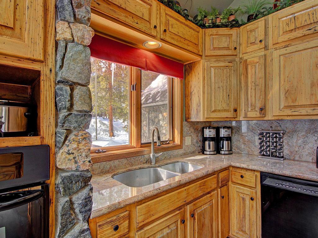Gold King Lodge Vacation Rental in Breckenridge - RedAwning