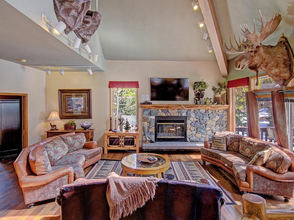 Gold King Lodge Vacation Rental in Breckenridge - RedAwning