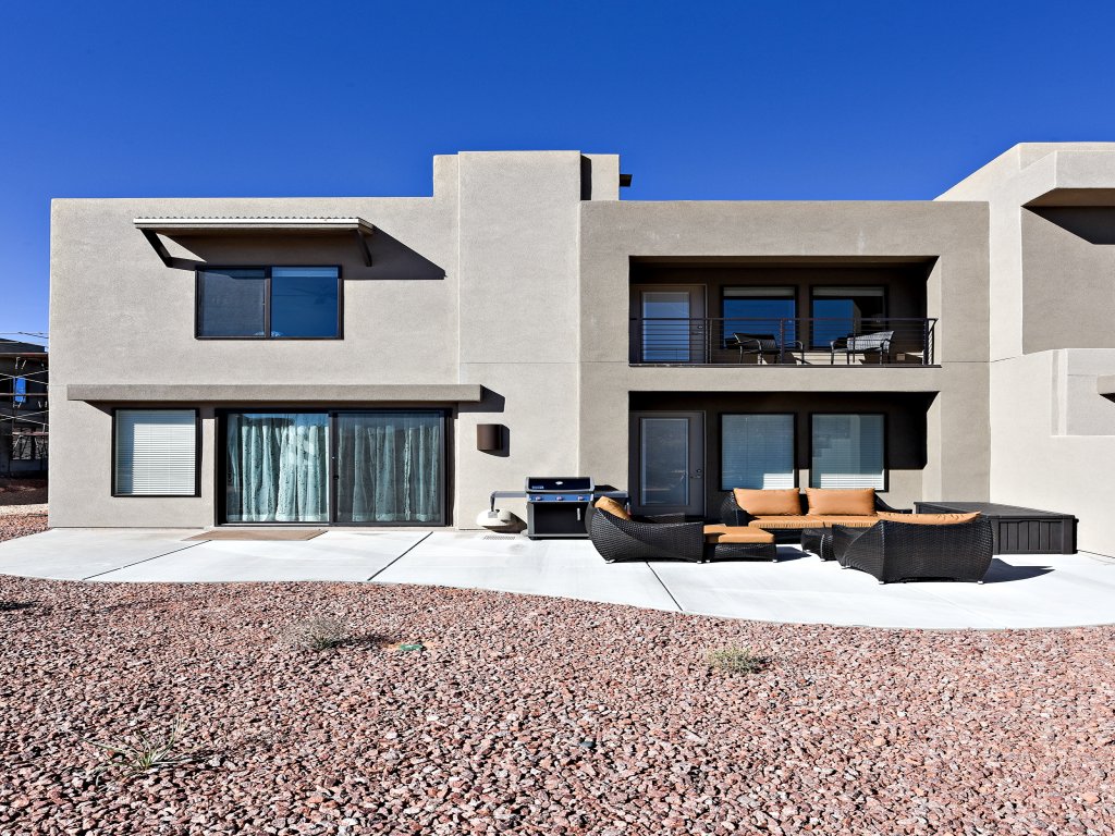 Poolside Perfection Vacation Rental in St. George - RedAwning