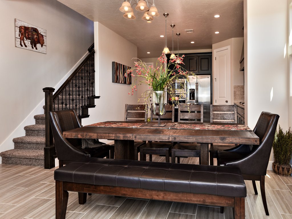 The Painted Horse Vacation Rental in St. George - RedAwning
