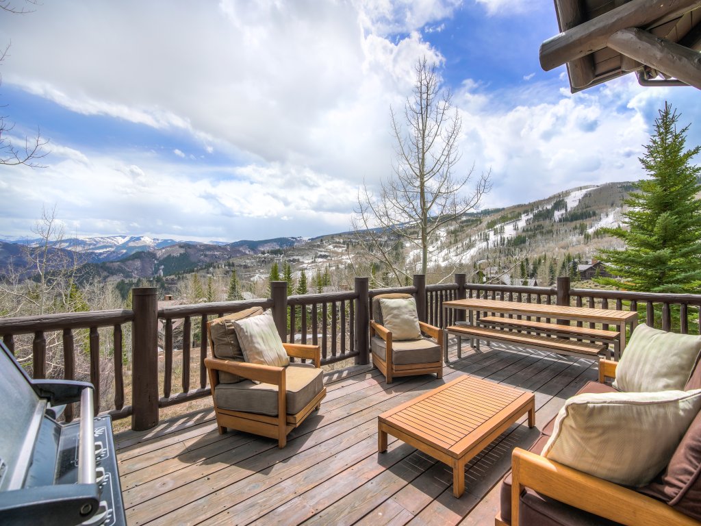 Luxury renovation! Ski-in/Ski-out 5 Br Private Townhome, Top of Bachelor Gulch Vacation Rental in Beaver Creek - RedAwning