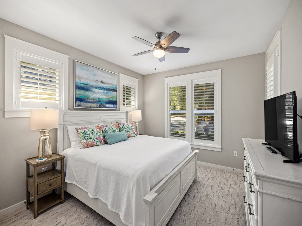 1365 Laurel Grove Vacation Rental in Miramar Beach - RedAwning