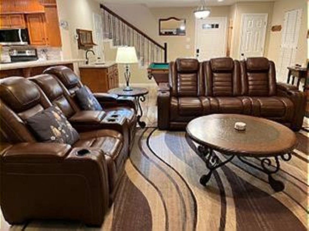 CL 1055 Blue Diamond Retreat   Vacation Rental in Canyon Lake - RedAwning