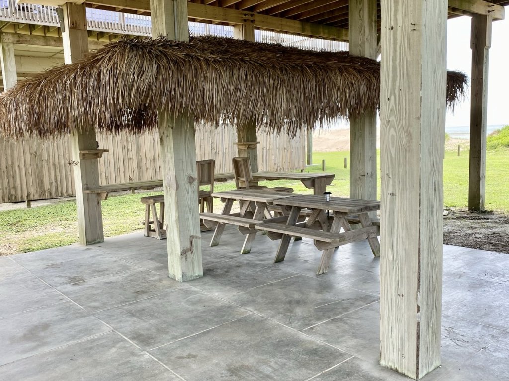 Love Shack Vacation Rental in Texas - RedAwning