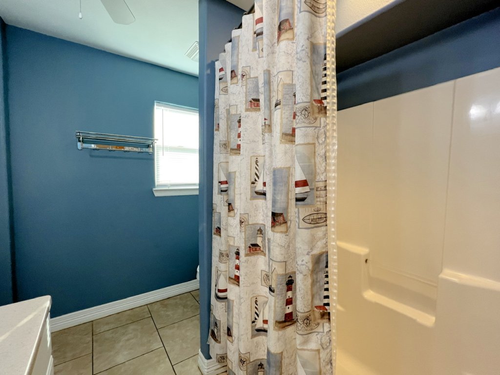 Abby Sands Castle Vacation Rental in Texas - RedAwning
