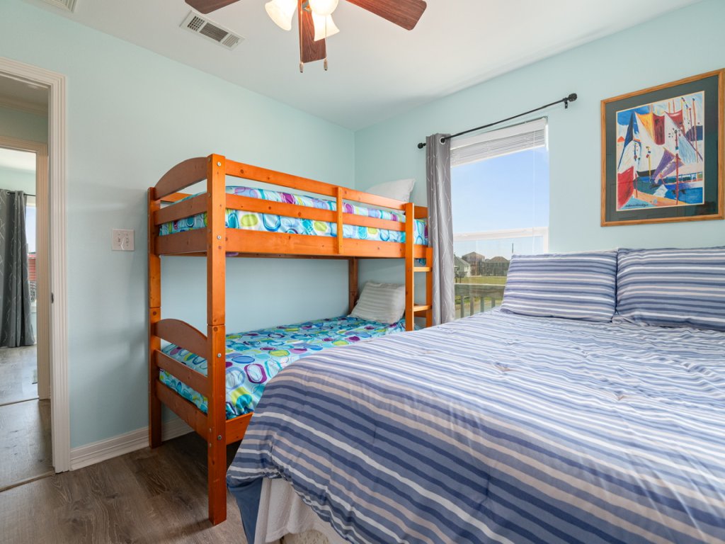 Flower Pot Vacation Rental in Texas - RedAwning